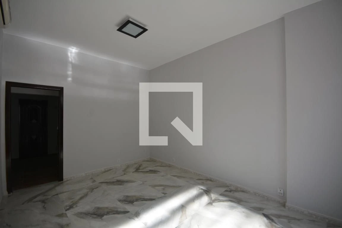 Apartamento de 5 quartos, sendo 1 suíte, 106 m², Irajá — photo 10