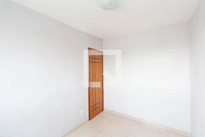 Departamento de 2 dormitorios con balcón cerrado con vidrio — photo 24