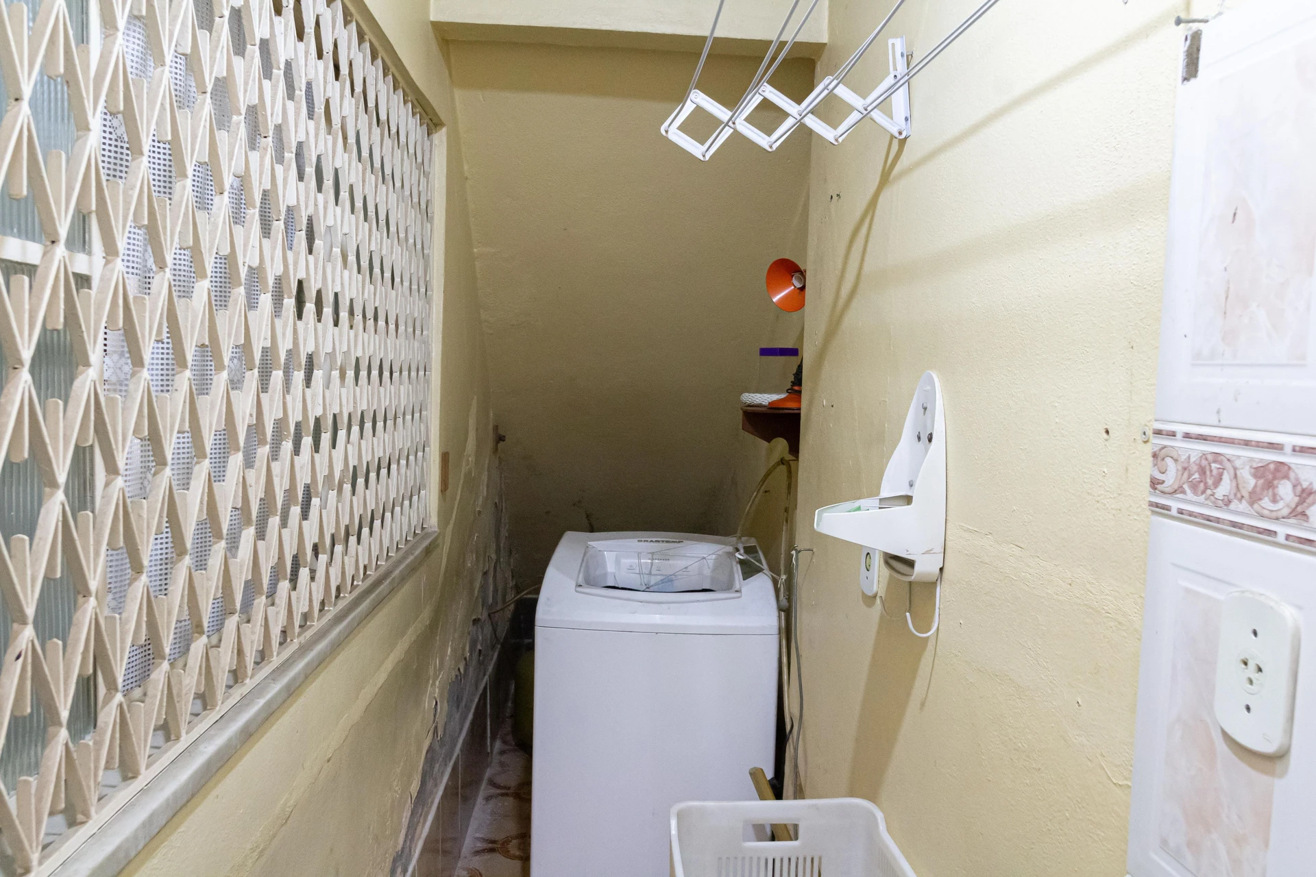 Casa com 3 dormitórios e 2 vagas, com área de serviço — photo 78