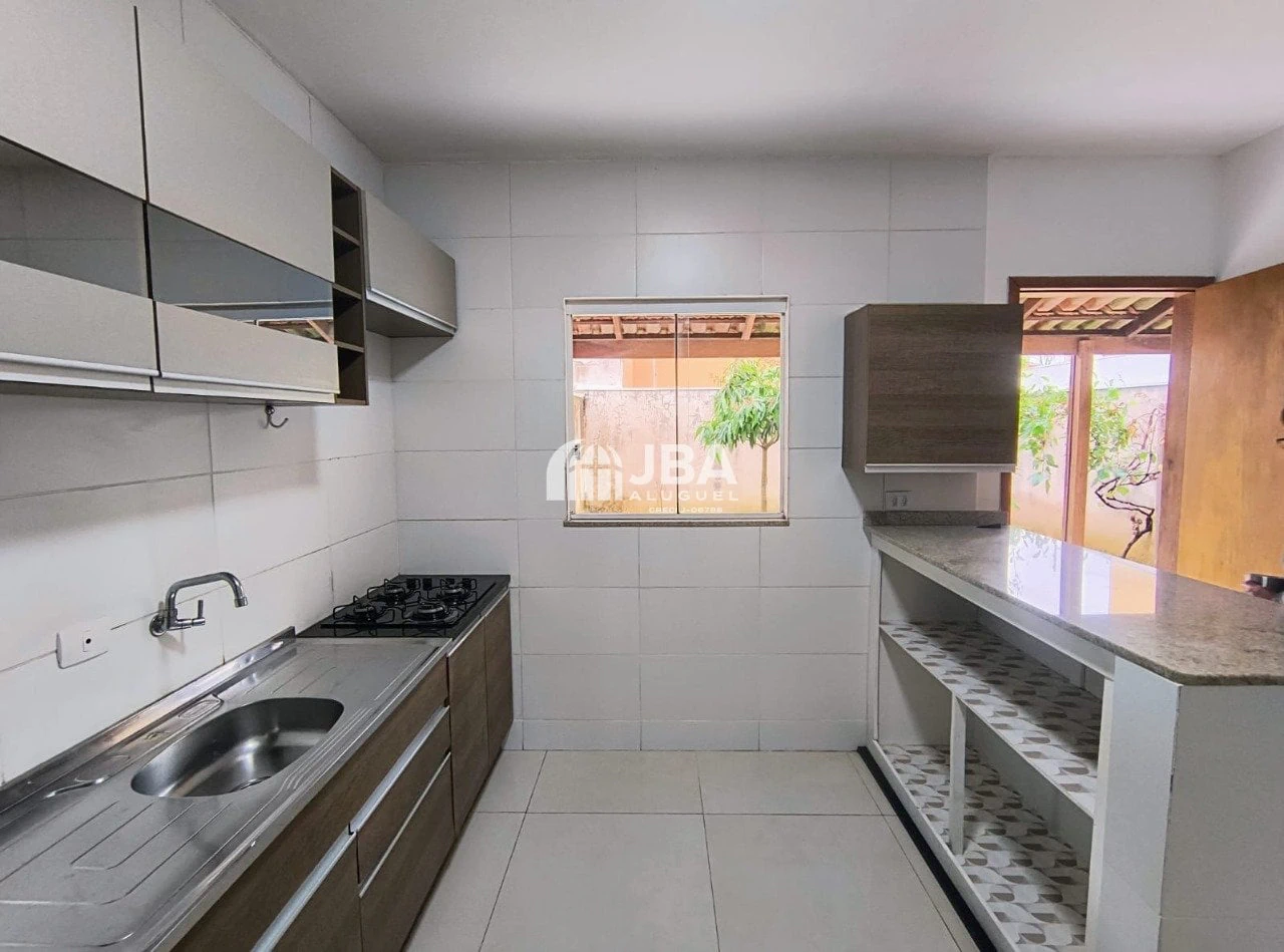 3-bedroom house with a garden in Curitiba — photo 4