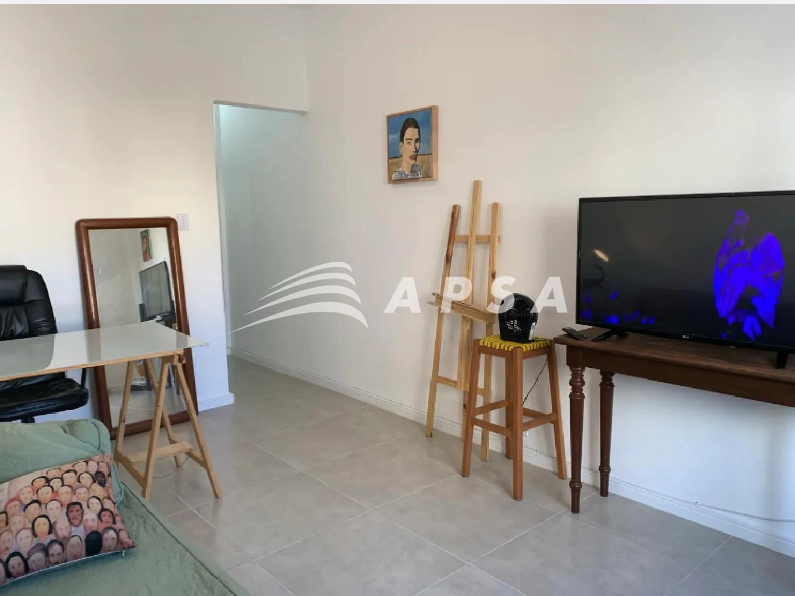Home office in a one-bedroom apartment, 32 m² — photo 11