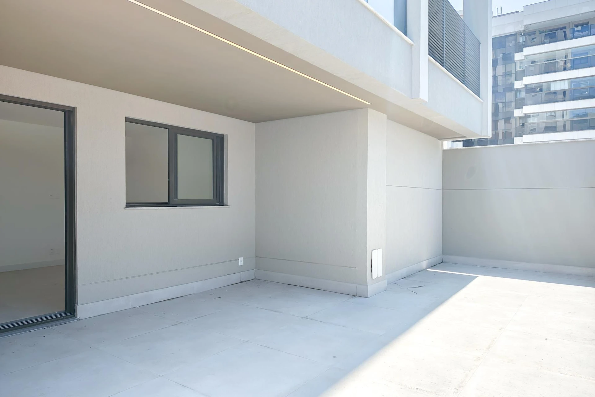 Apartment, 143 m², with a grill on the balcony — photo 4