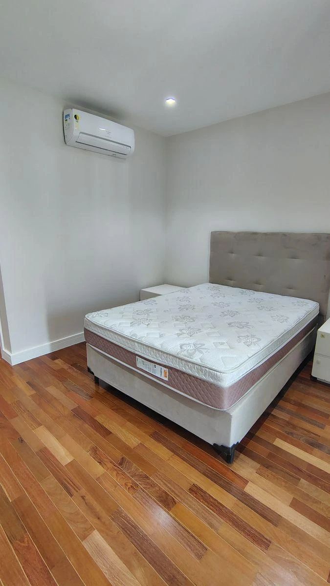 Furnished 249 m² apartment with 3 en-suite bedrooms — photo 22