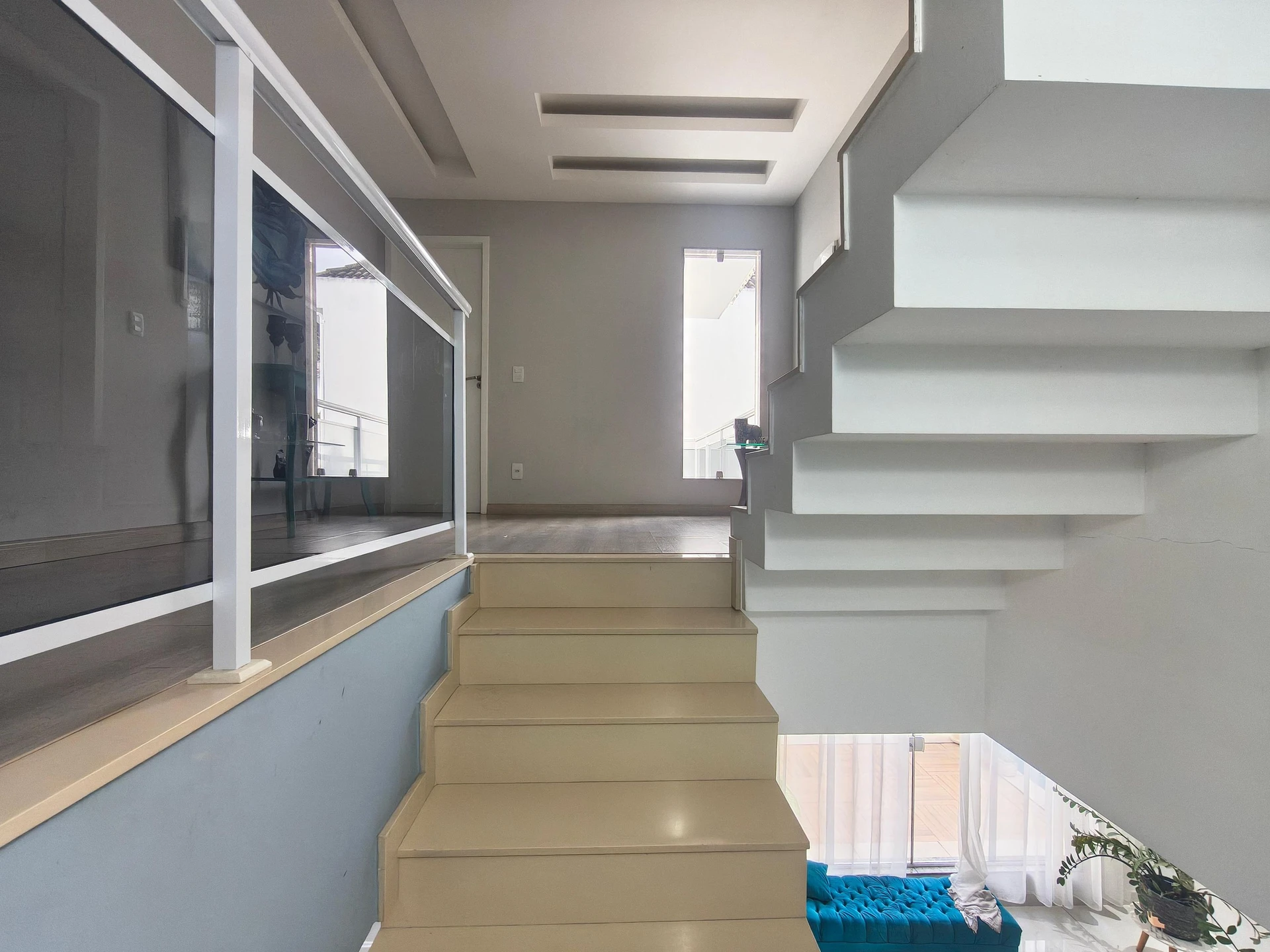 Furnished house, 220 m², with a bathtub — photo 74
