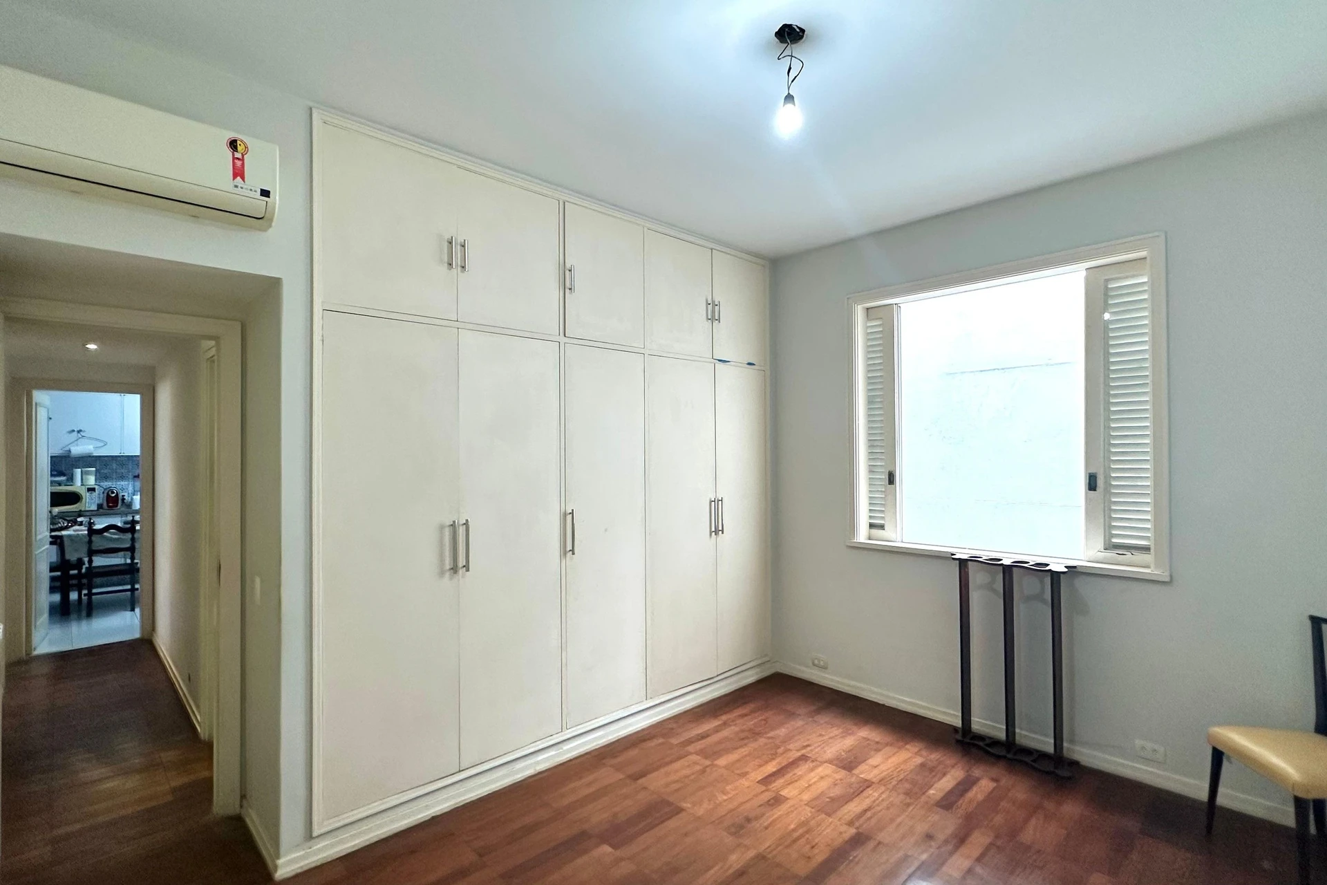 200 m² apartment with a washing machine and a home office — photo 27