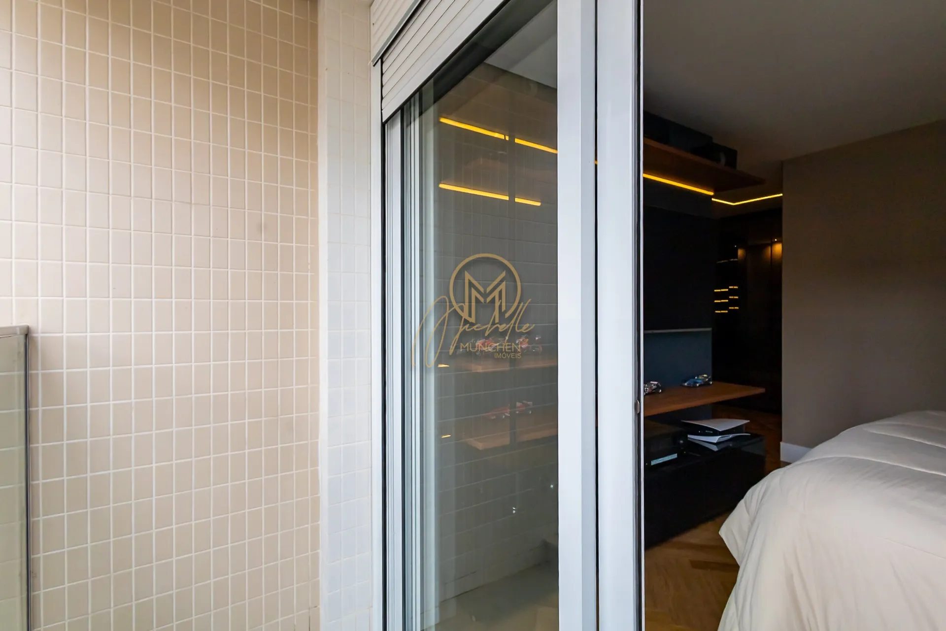 Furnished 462 m² apartment with 4 en-suite rooms — photo 105