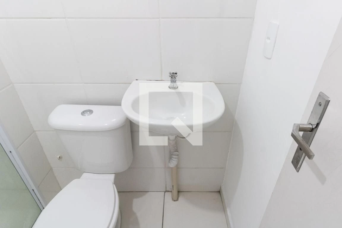Unfurnished apartment with 2 bedrooms and 1 parking space — photo 20
