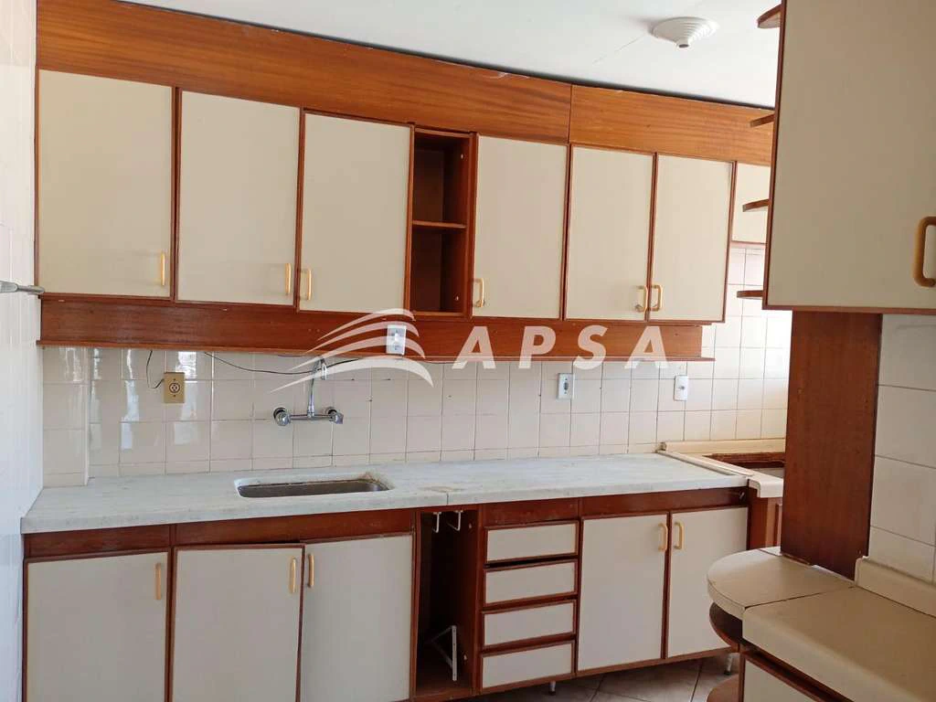 120 m² apartment with 3 bedrooms and 2 parking spots — photo 2