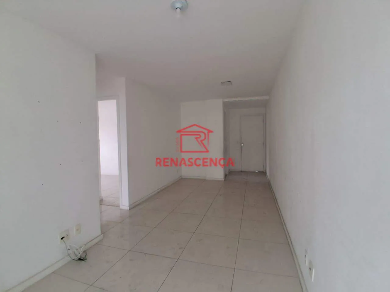Apartamento de 2 dormitorios con vistas a la ciudad y montañas — photo 19