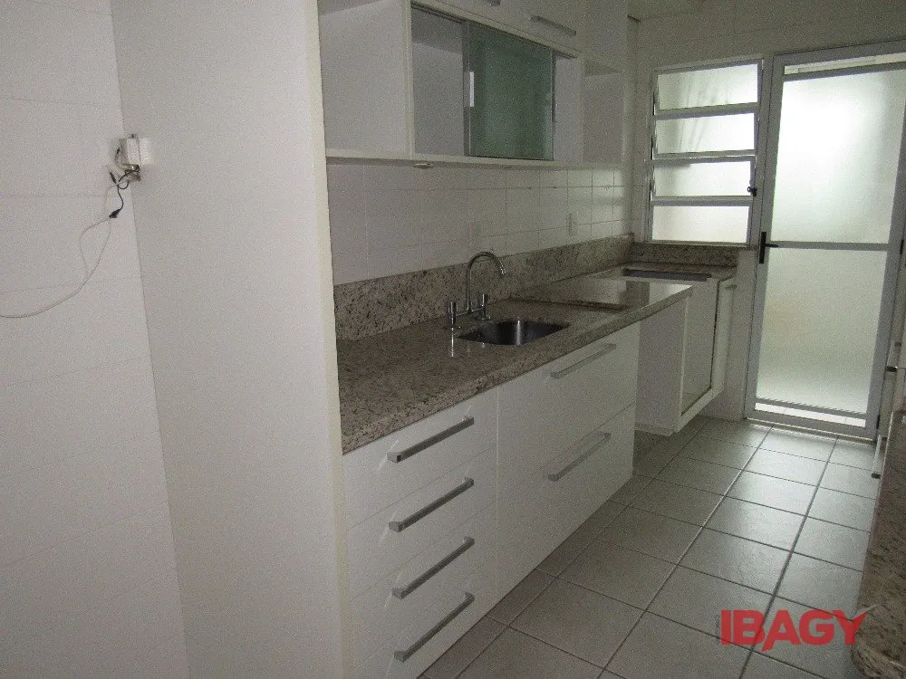 Apartment, 75 m², with a home office — photo 2