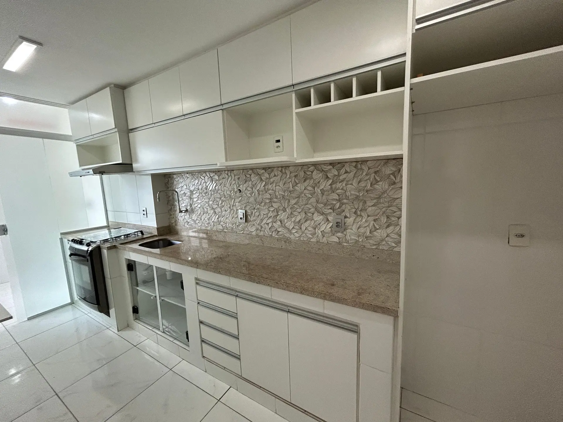 Home office in a 2-bedroom apartment, 47 m² — photo 2