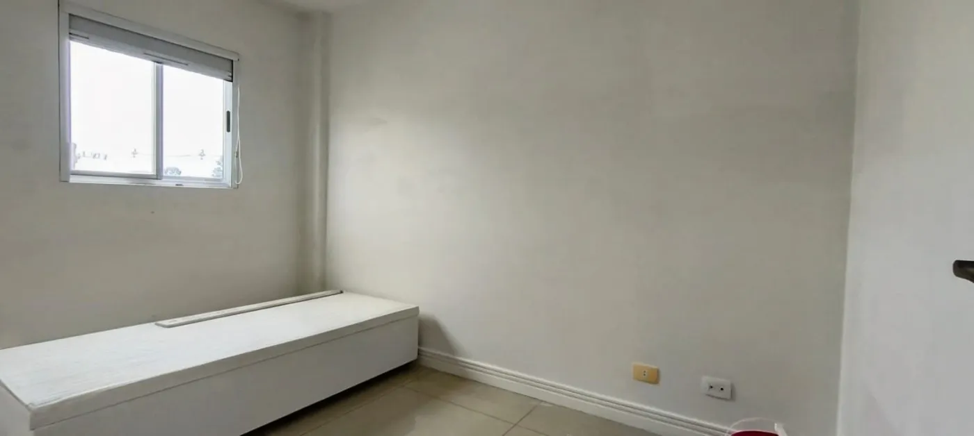 3-bedroom apartment with a home office in Curitiba — photo 22