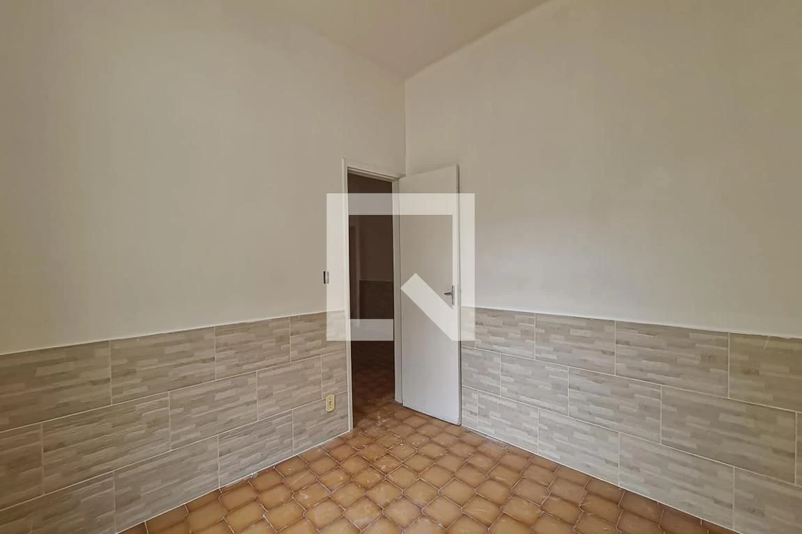 House with 3 bedrooms, 1 bathroom and 1 parking spot — photo 24