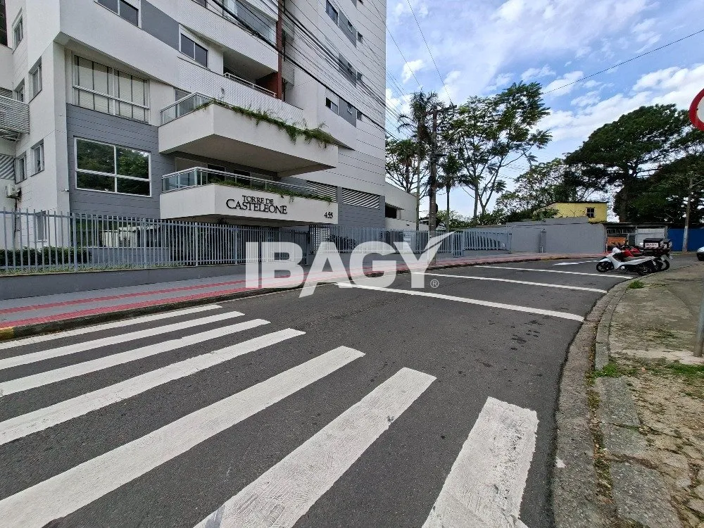 Furnished 3-bedroom apartment with 126 m² — photo 43