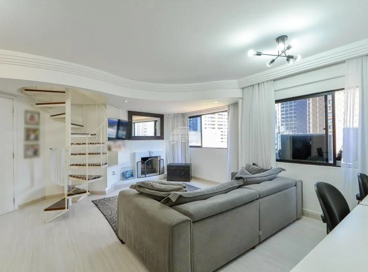 213 m² apartment with 3 bedrooms and 2 bathrooms — photo 6