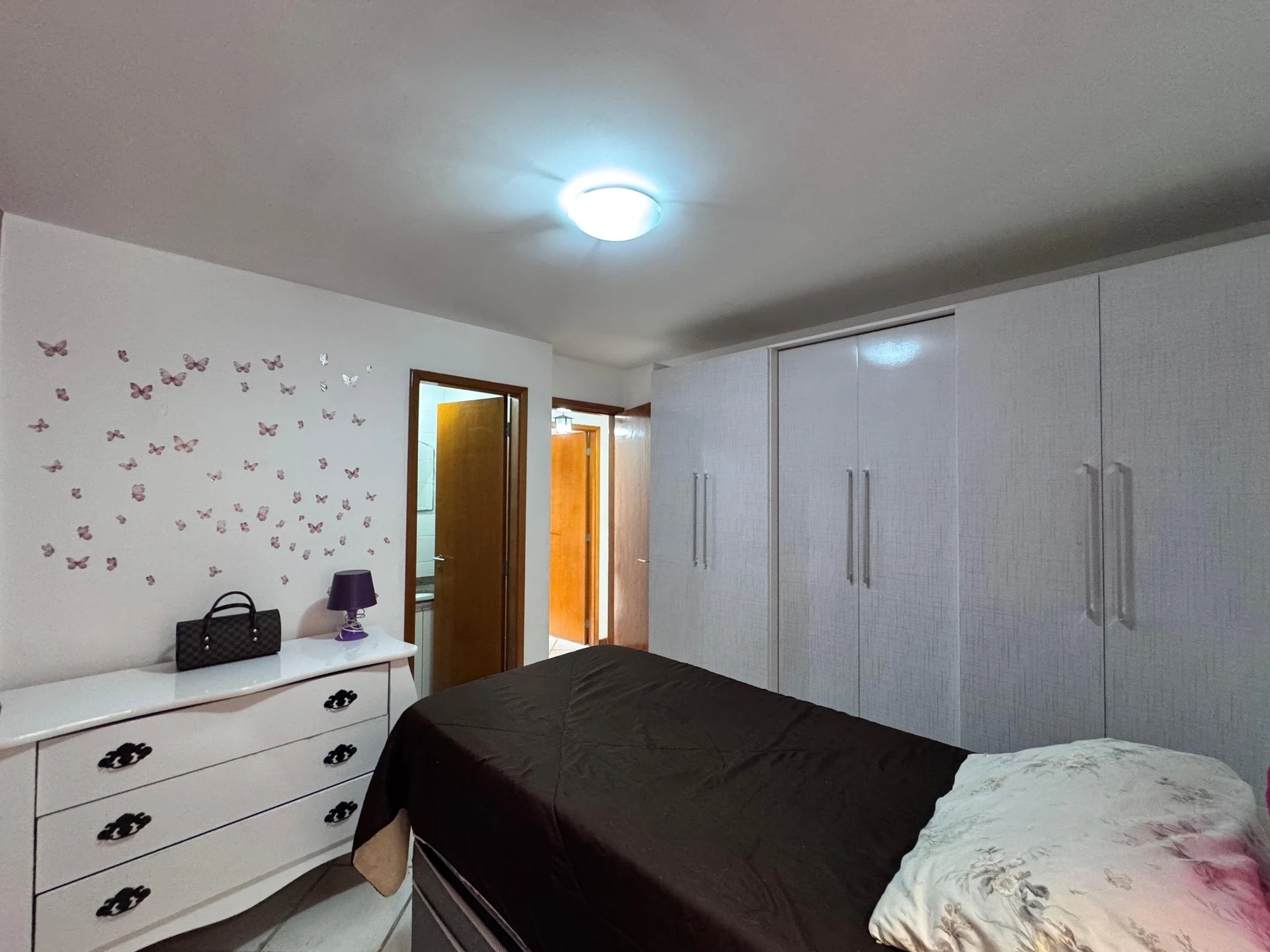 Apartamento mobiliado com 2 quartos e 3 banheiros — photo 12