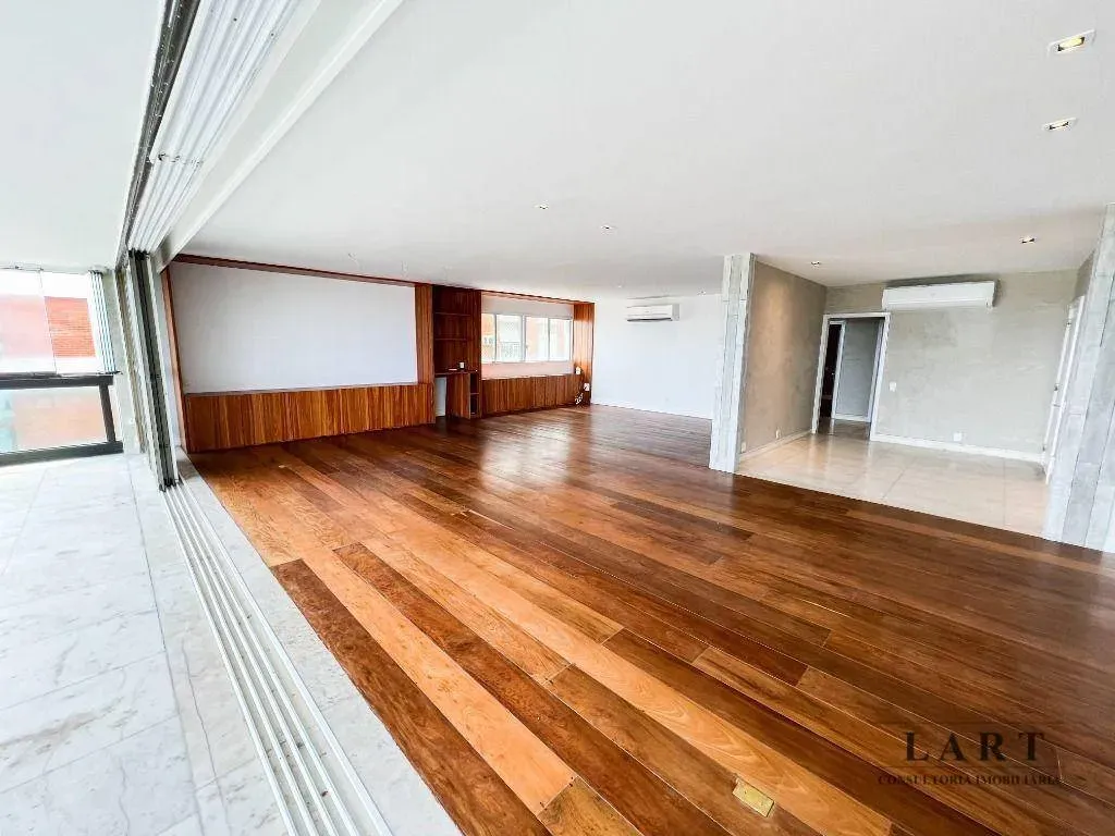 Apartamento com 3 dormitórios e 264 m² com 3 vagas — photo 7