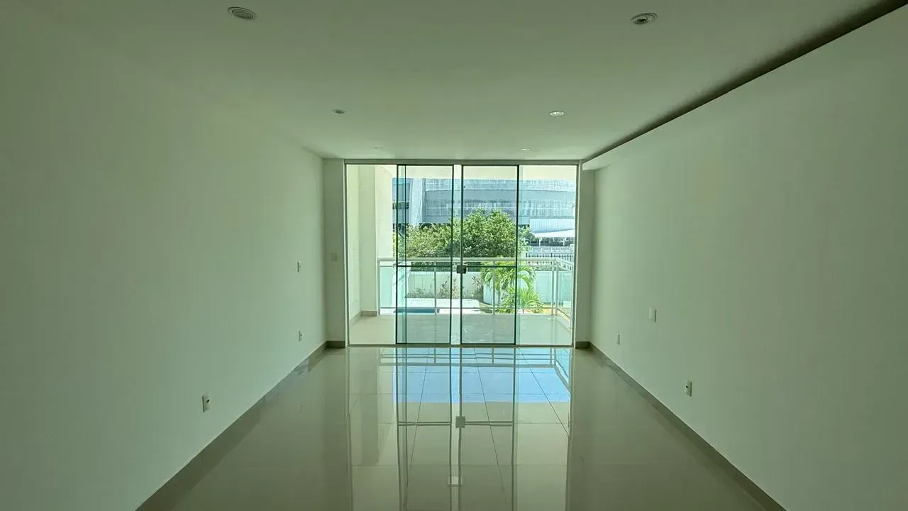 Casa com 5 quartos e 5 banheiros, 900 m² — photo 12
