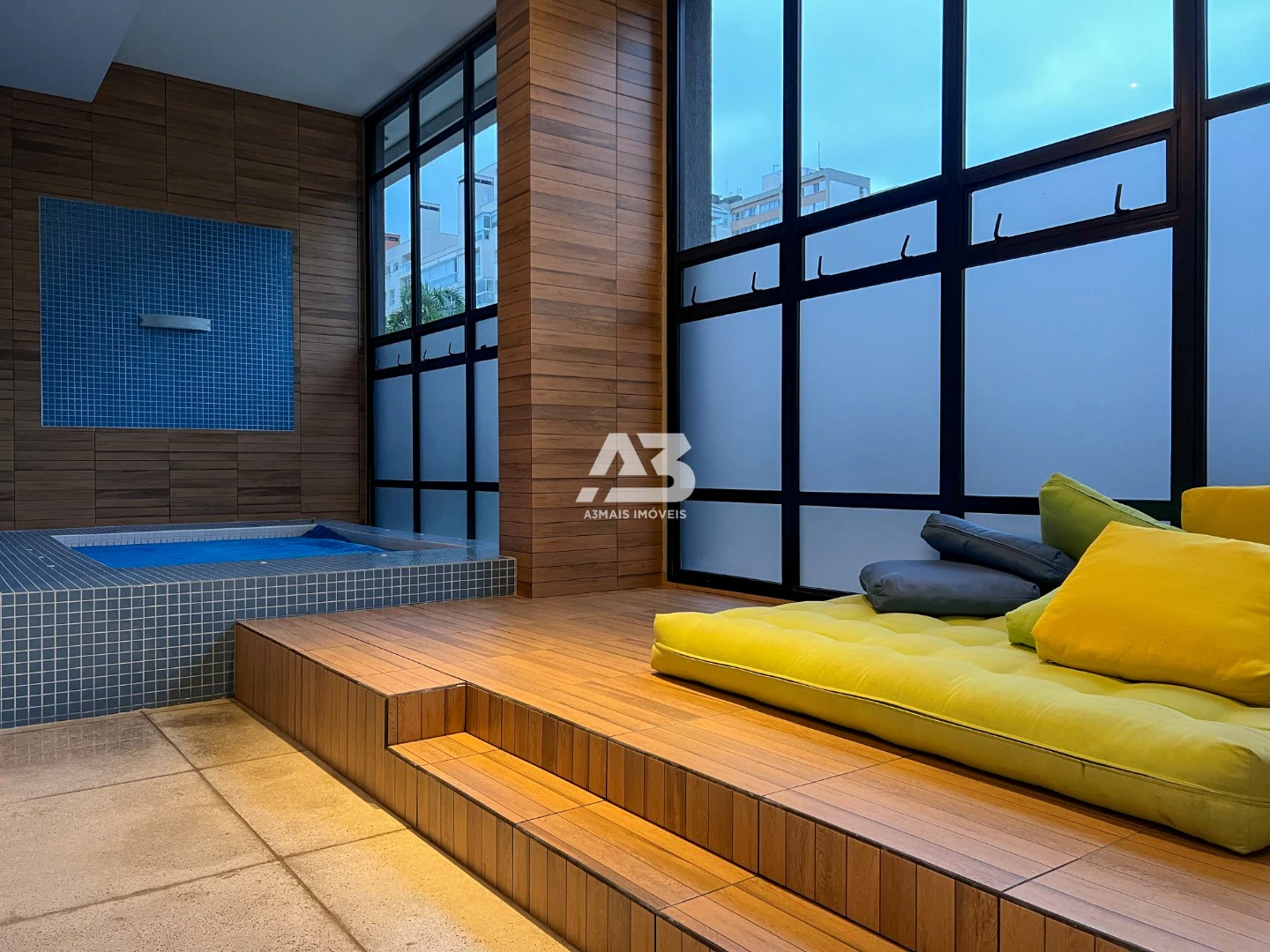 2-bedroom apartment in a building with a sauna — photo 14