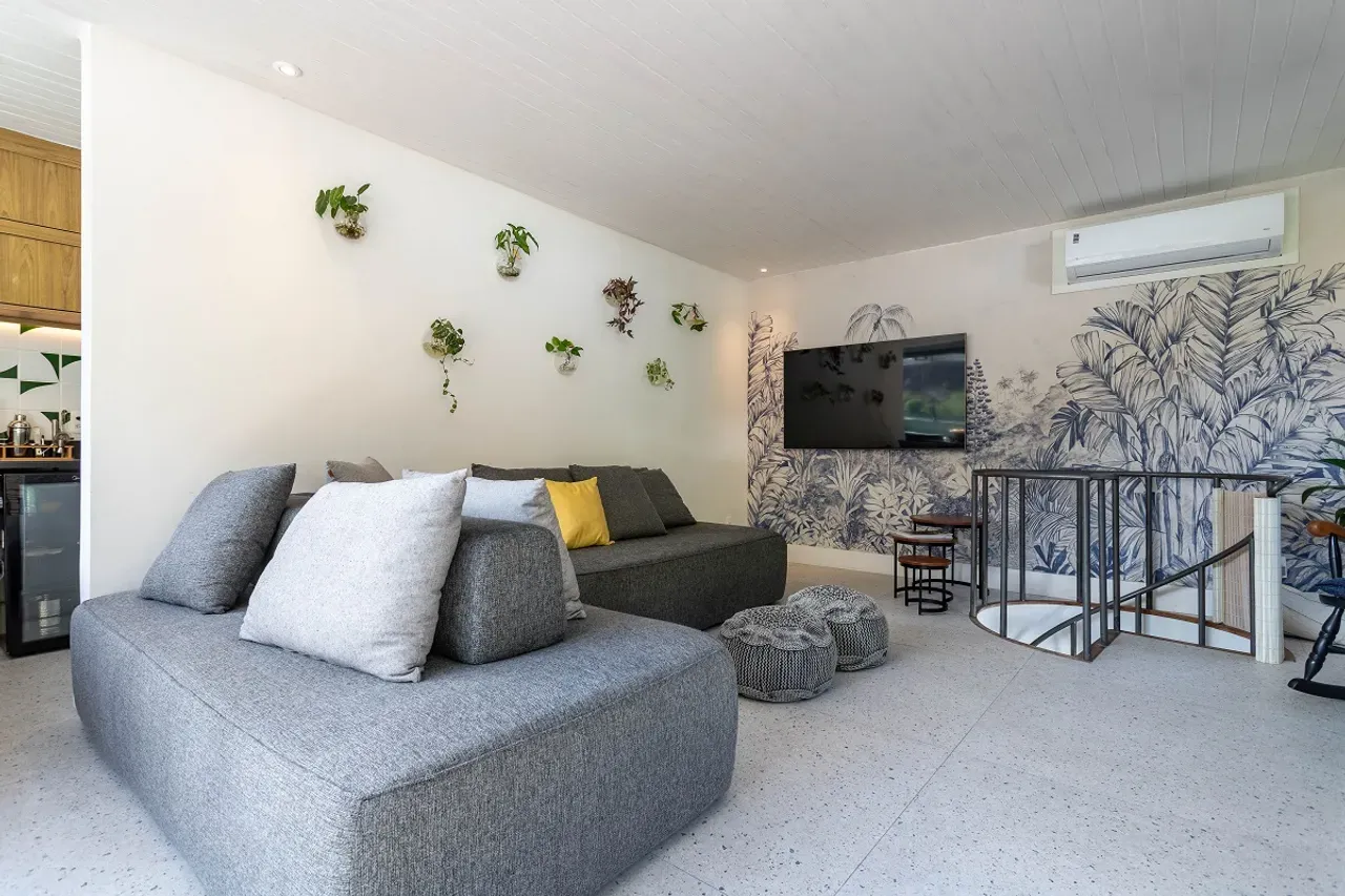 120 m² apartment with 2 bedrooms, 2 baths and a terrace — photo 35