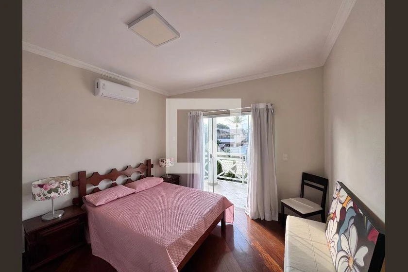 Furnished 6-bedroom house with 387 m² and 4 en-suites — photo 13