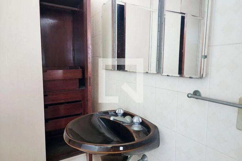 Casa de 630 m² com 5 quartos e 3 banheiros — photo 30