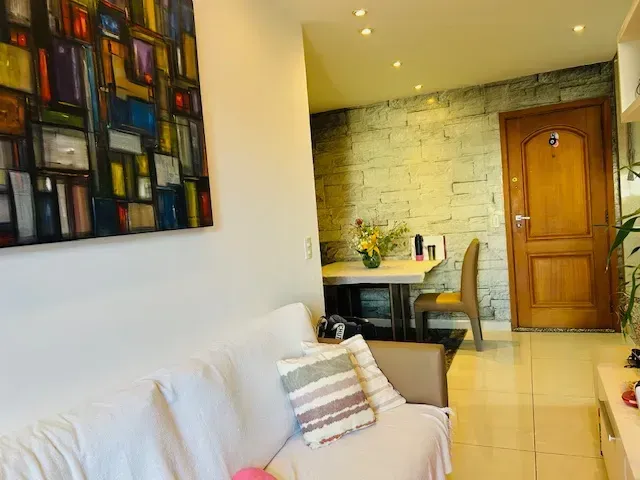 Unfurnished apartment with 2 bedrooms and 1 parking space — photo 8
