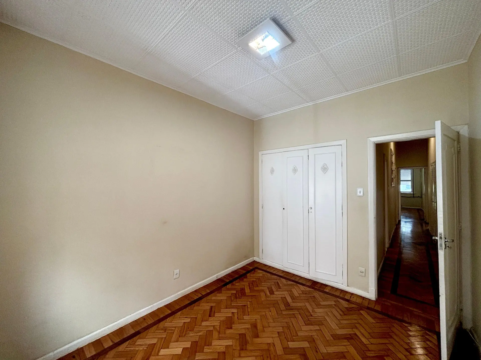 3-bedroom apartment with 2 bathrooms — photo 5