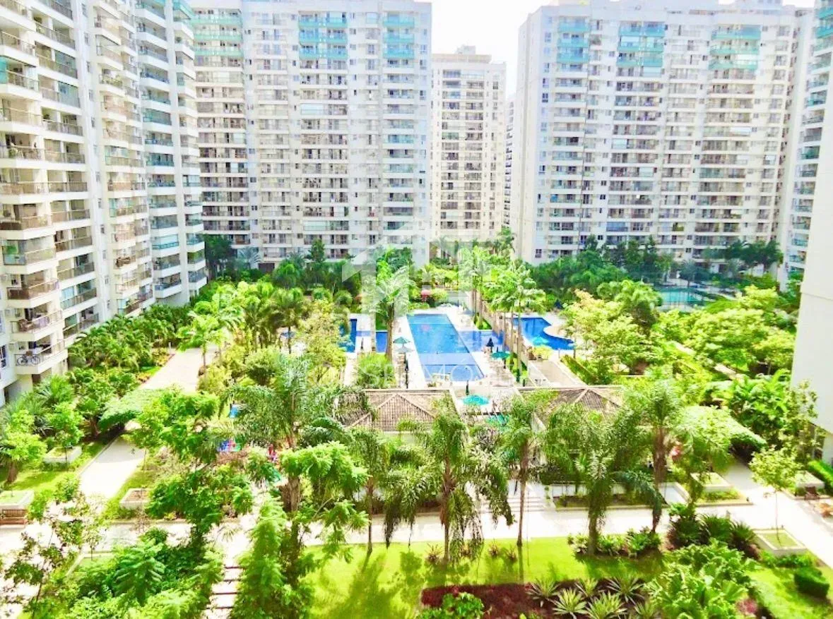 Apartamento com 2 quartos e suíte e varanda fechada — photo 33