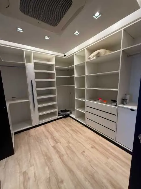 Penthouse apartment with 4 en-suite bedrooms — photo 14