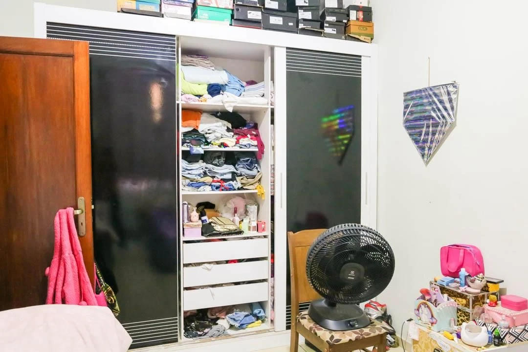Furnished 2-bedroom apartment with 1 bathroom — photo 18