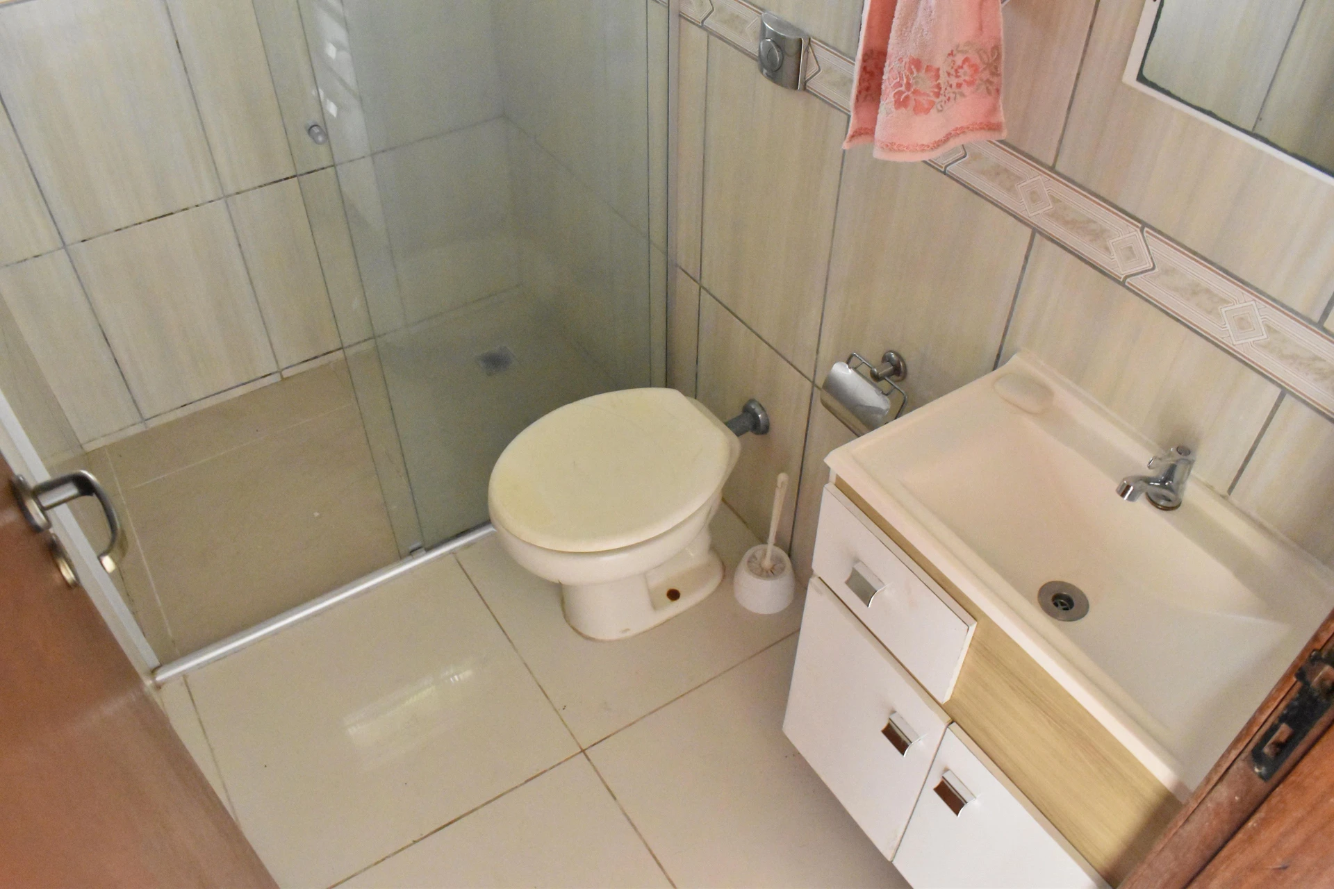 2-bedroom house with a garden in Curitiba — photo 6