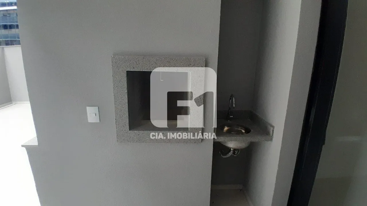 Furnished apartment with 2 en-suite bedrooms — photo 22