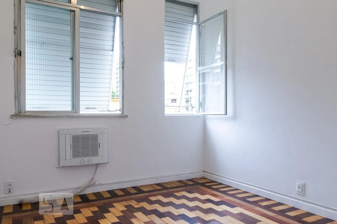 Apartamento com piso de madeira ou laminado, Botafogo — photo 29