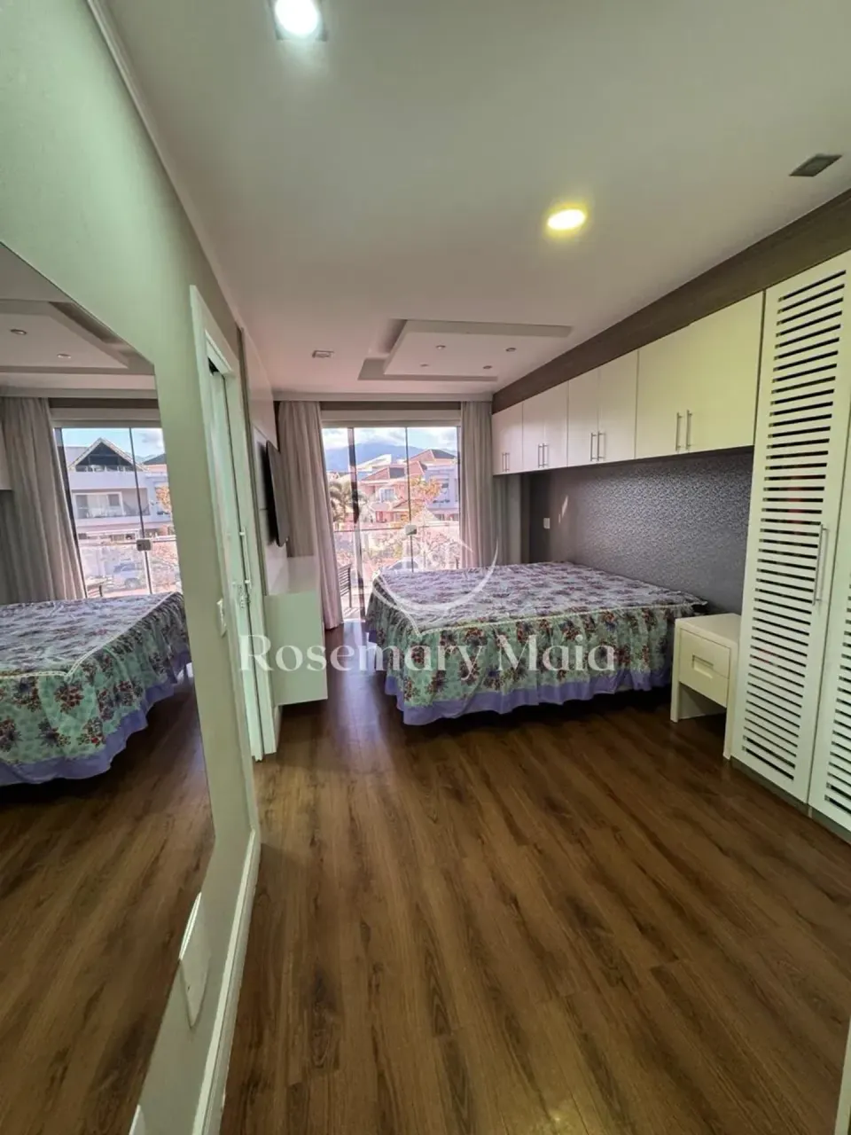 Furnished house with 4 bedrooms and 5 bathrooms — photo 20