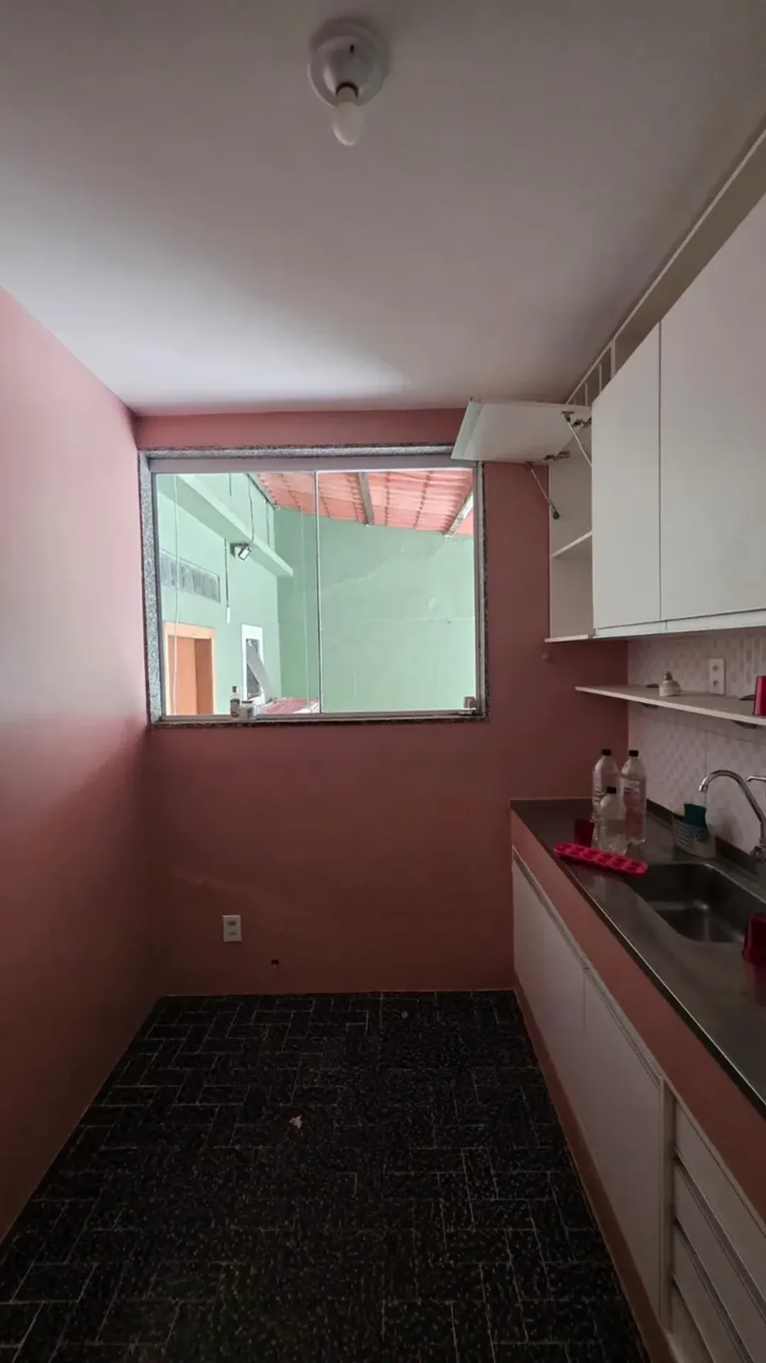 Casa com 3 quartos e 2 banheiros, com garagem para 2 carros — photo 23