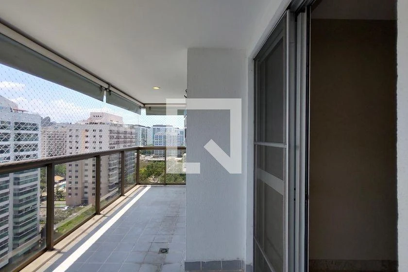Water view in a 3-bedroom apartment, 99 m²