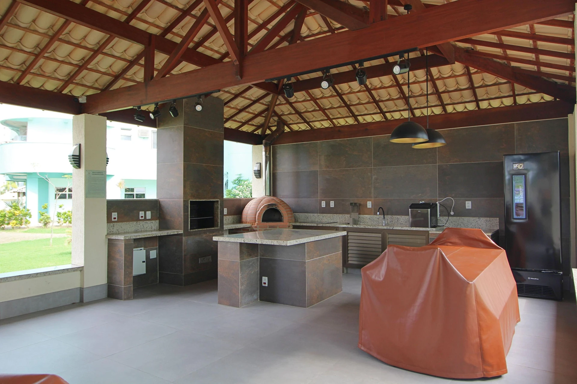 Furnished apartment, 80 m², with a washing machine — photo 37