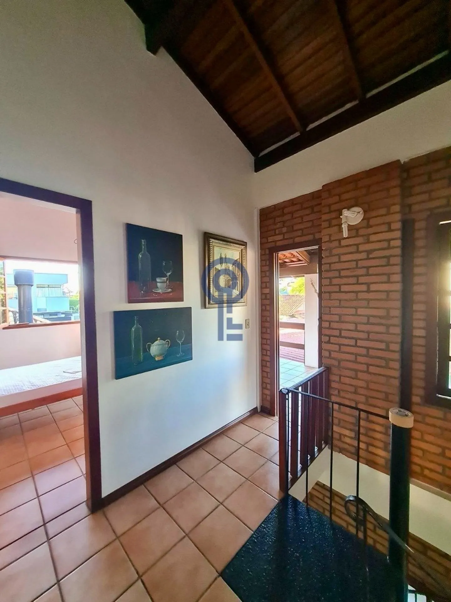 House with 2 bedrooms, both en-suite, plus private garden — photo 23