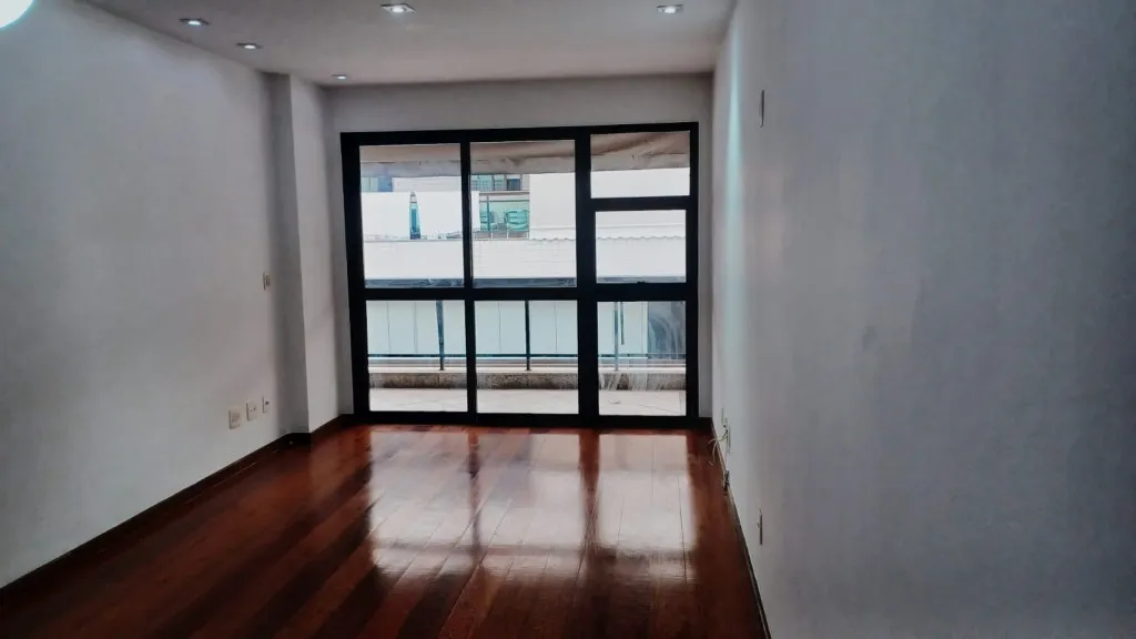 Home office in a 3-bedroom apartment, 85 m²