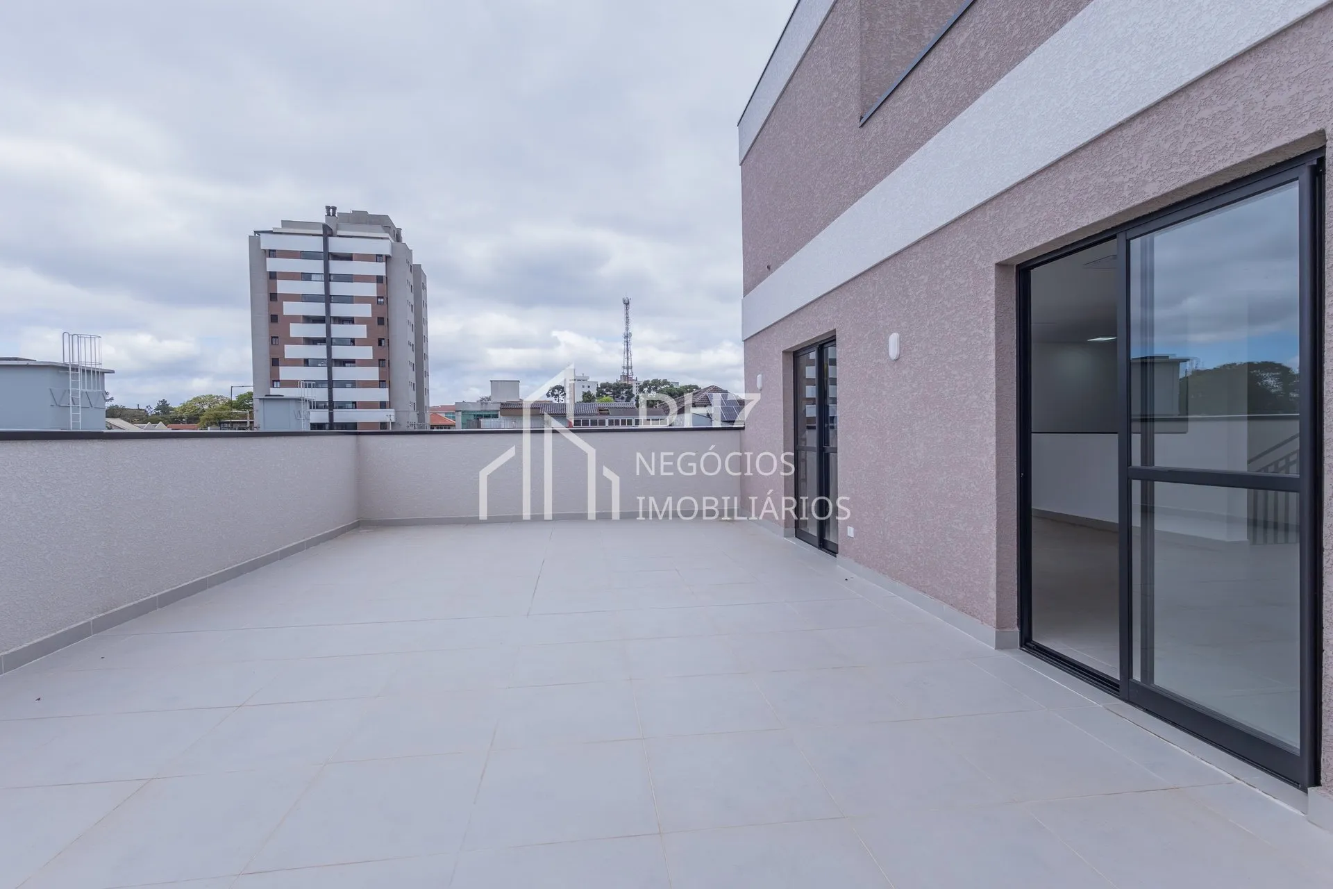 One-bedroom, 39 m² apartment in Curitiba — photo 10
