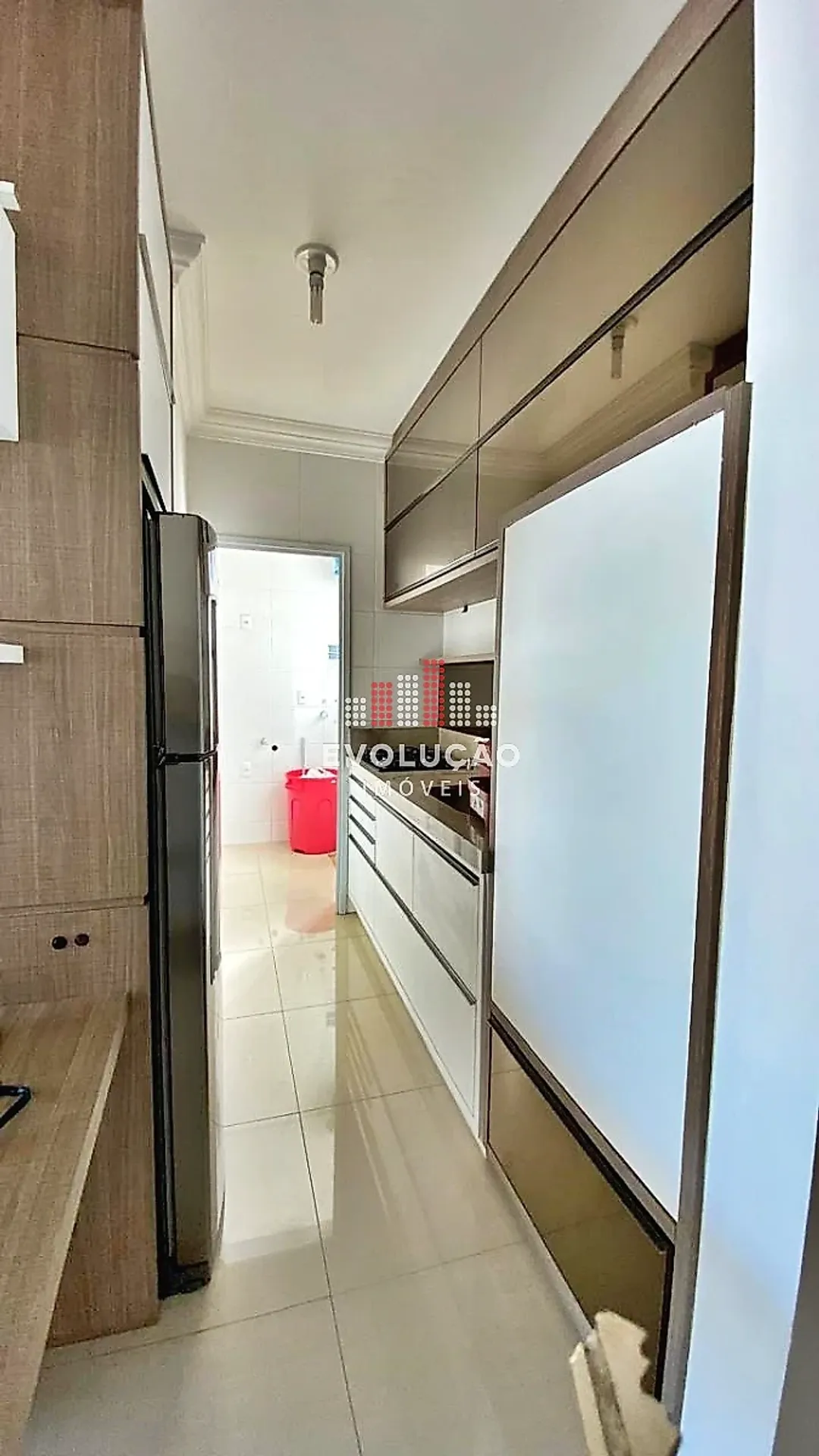 Apartamento de 3 dormitorios de 85 m² con balcón y parrilla — photo 8