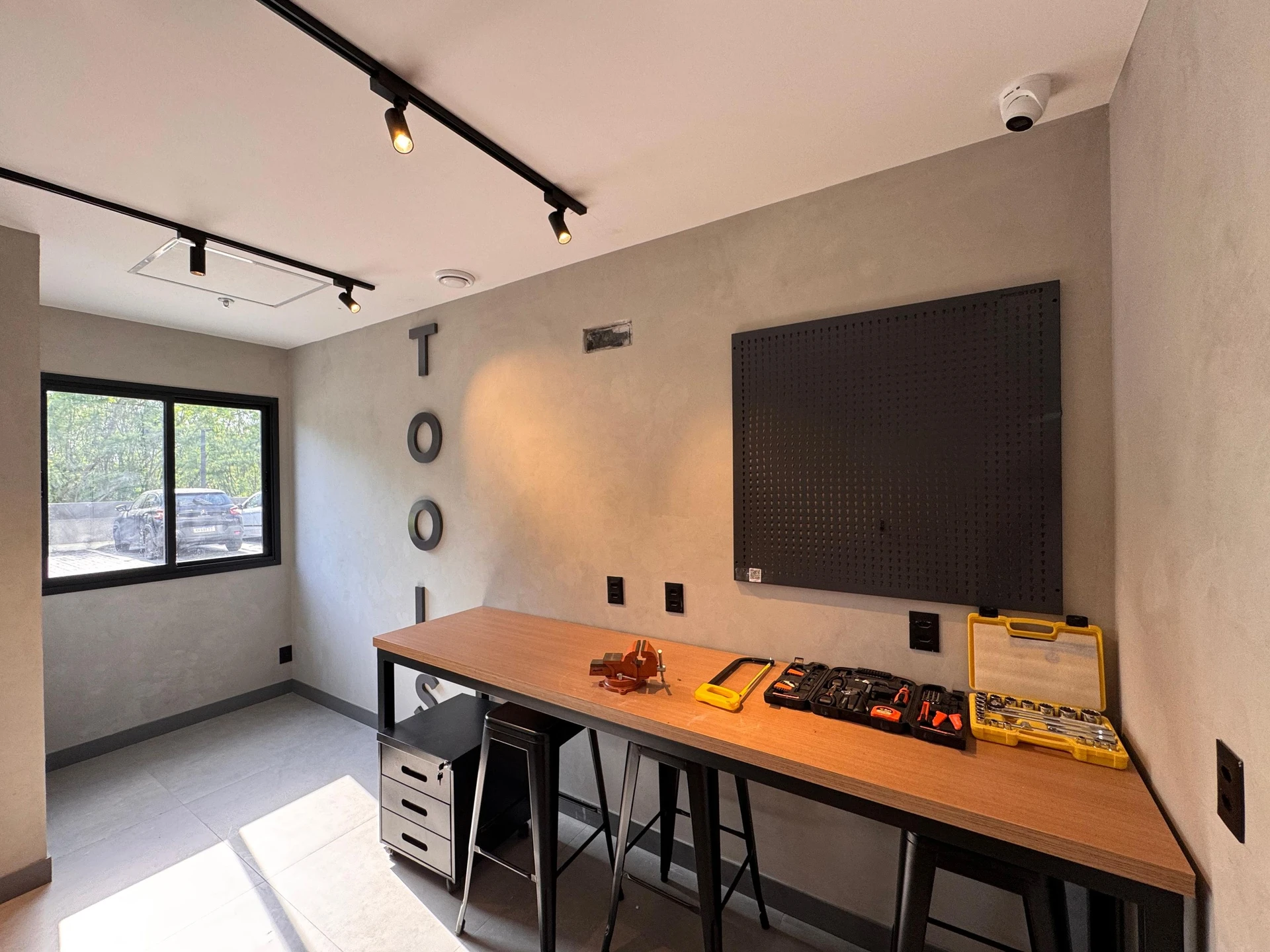Apartamento amueblado de 3 dormitorios con balcón — photo 10