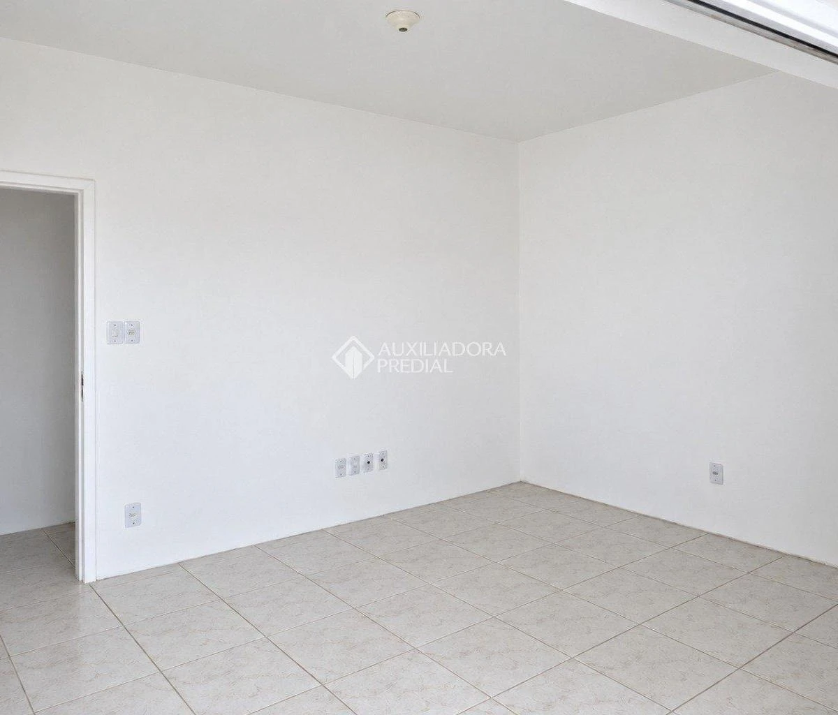 One-bedroom house, 400 m² — photo 8