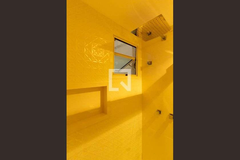 Квартира 58 м² з 1 спальнею та балконом — photo 18