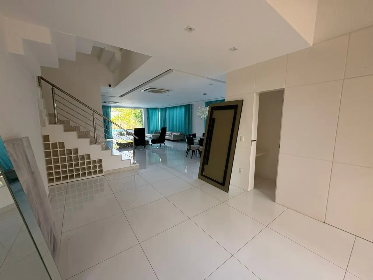 Furnished 6-suite house with 640 m² and 4 parking — photo 18