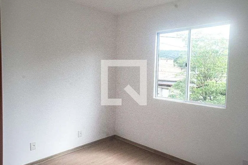 Apartamento de 2 dormitorios con cocina cerrada y cocina a gas — photo 12