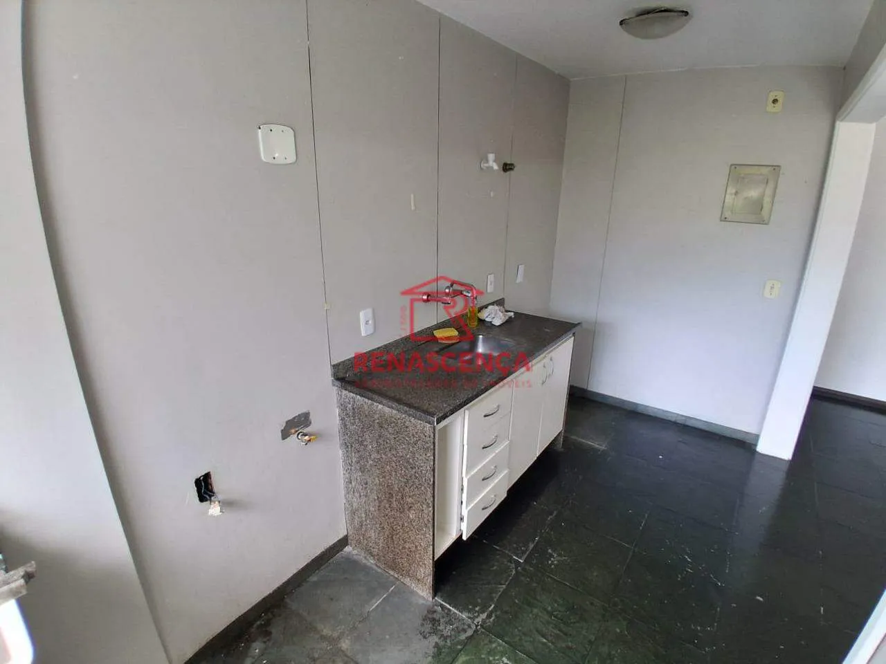 2-bedroom apartment with balcony and 1 parking spot — photo 23