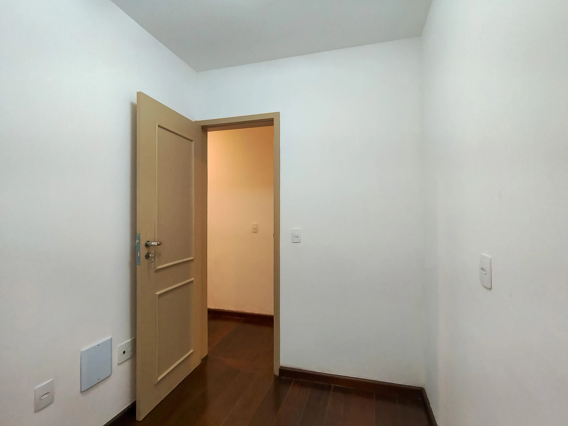 House for rent with 5 bedrooms and 8 bathrooms — photo 57