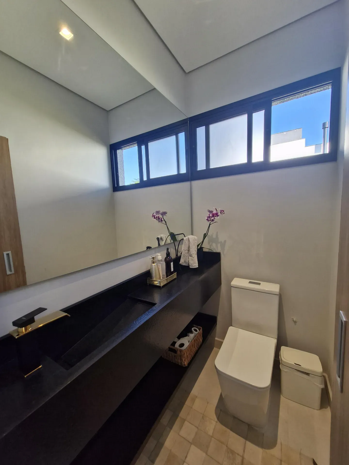Furnished house with 3 bedrooms and open kitchen — photo 18